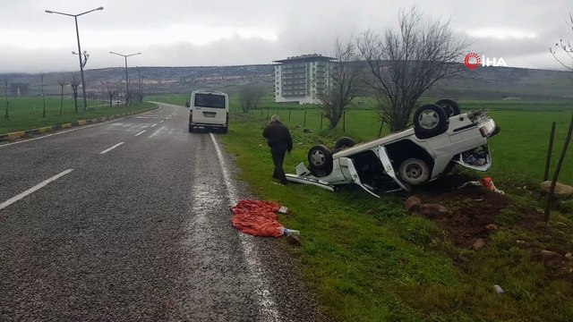 Takla atan araçtan burunları bile kanamadan çıktılar