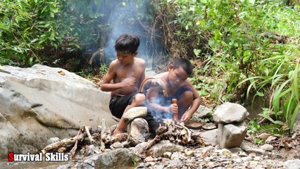 Survival Skills - Cacth Eel And Grilled Eating Delicious