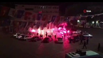 - Doğum gününde sürpriz evlilik teklifi