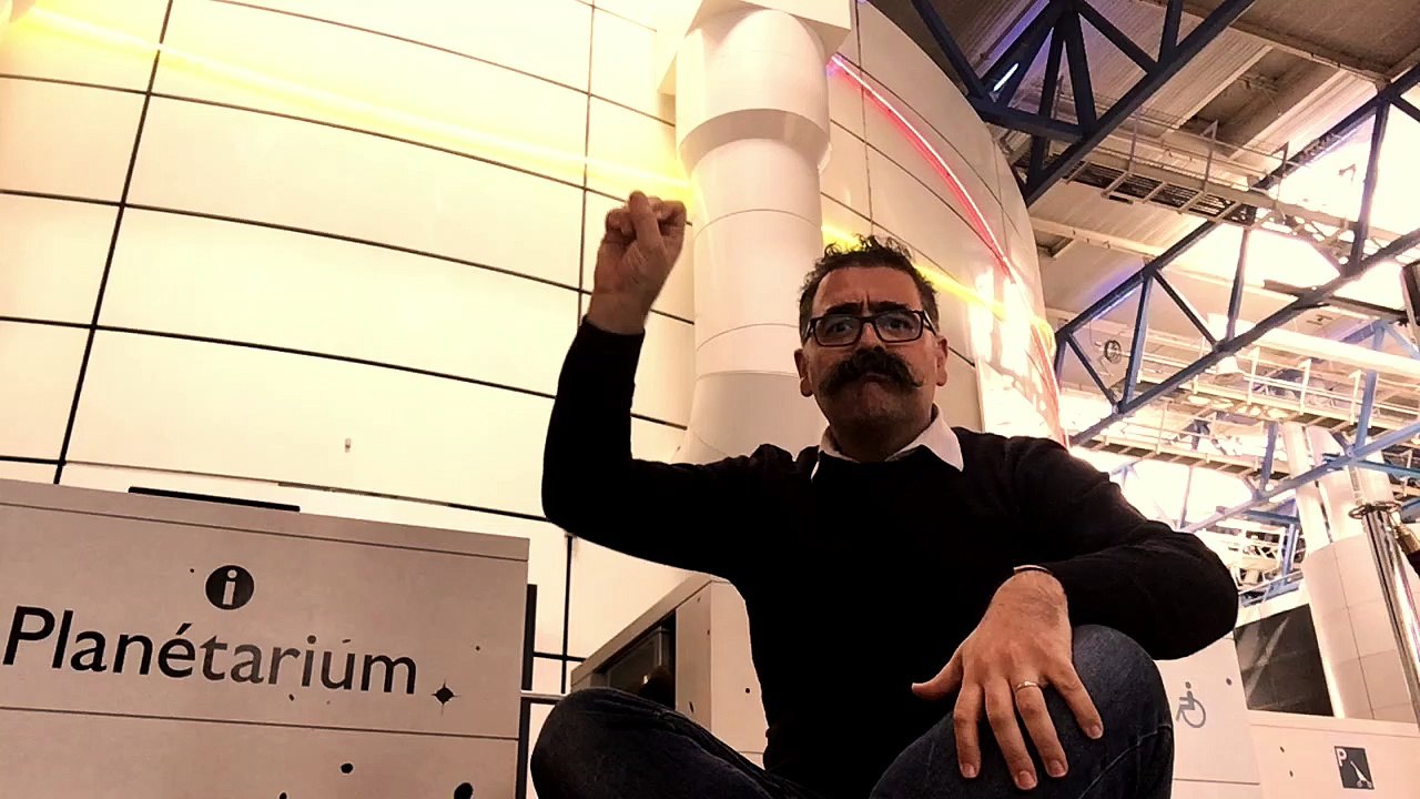 Spectacle d'un film "Entre ciel et Terre.. les lumières de la nuit" traduit en LSF ou sous-titré - Planétarium - Cité des sciences et de l'industrie