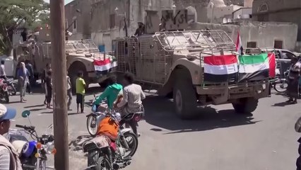 الجزيرة تكشف وجود مقاتلين وقياديين مدعومين إماراتيا بتعز اليمنية