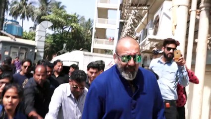 Watch Special Entry of Sanjay, Varun, Alia and Madhuri Dixit | Kalank