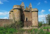 Château de l'Ebaupinay, racheté pour 50 euros seulement !