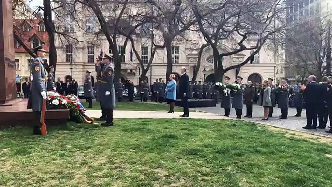 ZÁZNAM: Pietna spomienka pri príležitosti oslobodenia Bratislavy