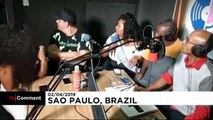 ویدئو؛ دزدی از استودیوی رادیو به هنگام پخش زنده در برزیل