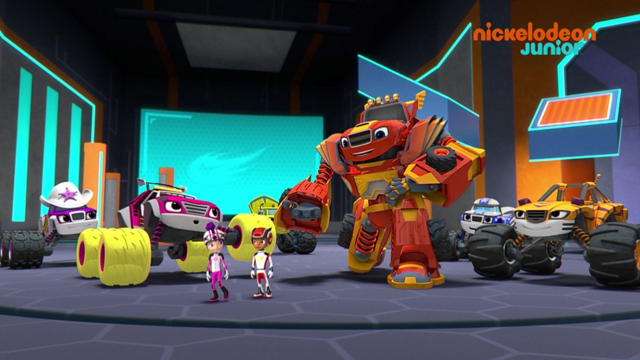 Blaze et les Monster Machines | Bande de Robots | NICKELODEON JUNIOR