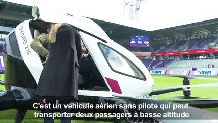 Vienne: 1ère démonstration publique du taxi-drone chinois EHang