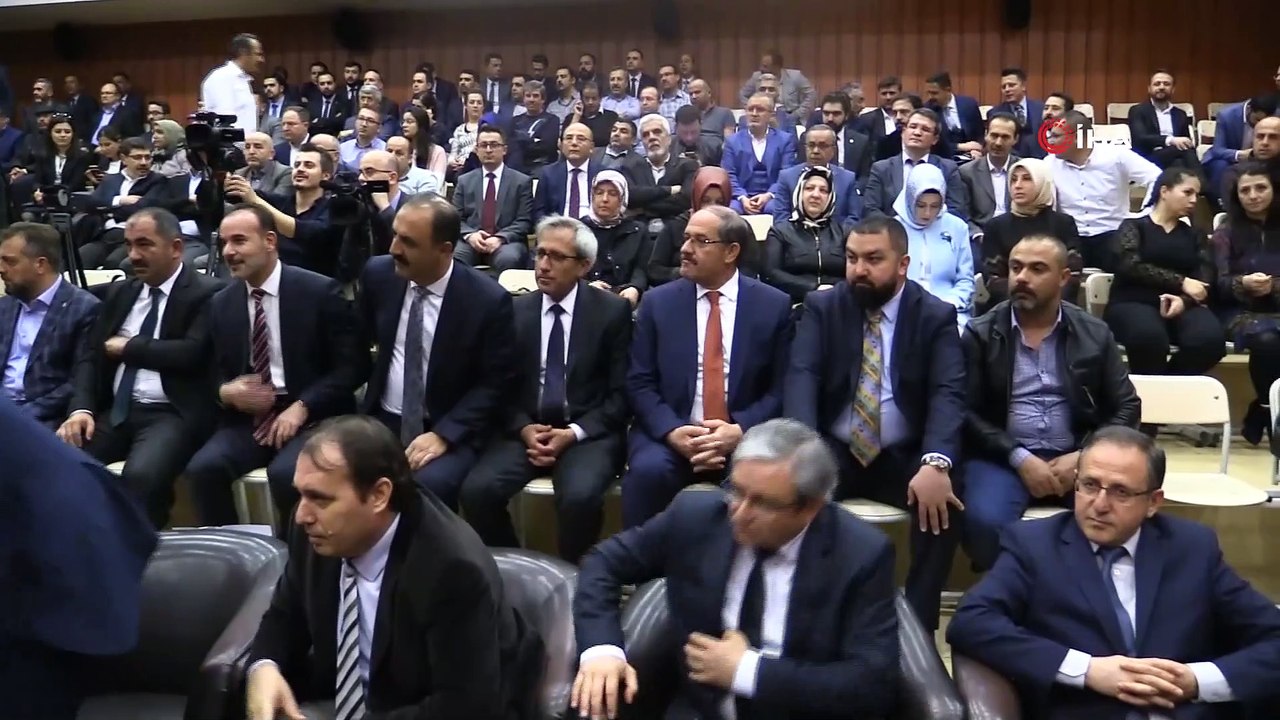 Başkan Altay ve ilçe belediye başkanları mazbatalarını aldı