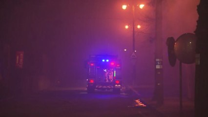 "속초 골목 곳곳 불길...폭발음도 들려" / YTN