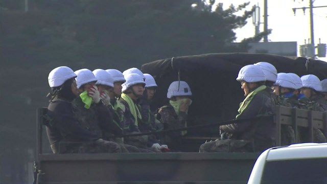 군, 산불 진화 작전 개시...장비 인력 총력 지원 / YTN