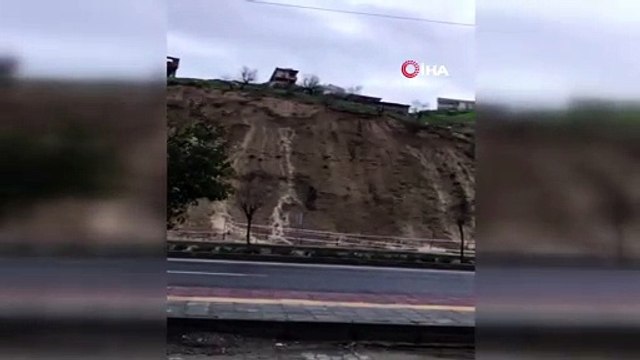 Heyelan riskine karşı 3 ev boşaltıldı...Heyelan anı kamerada
