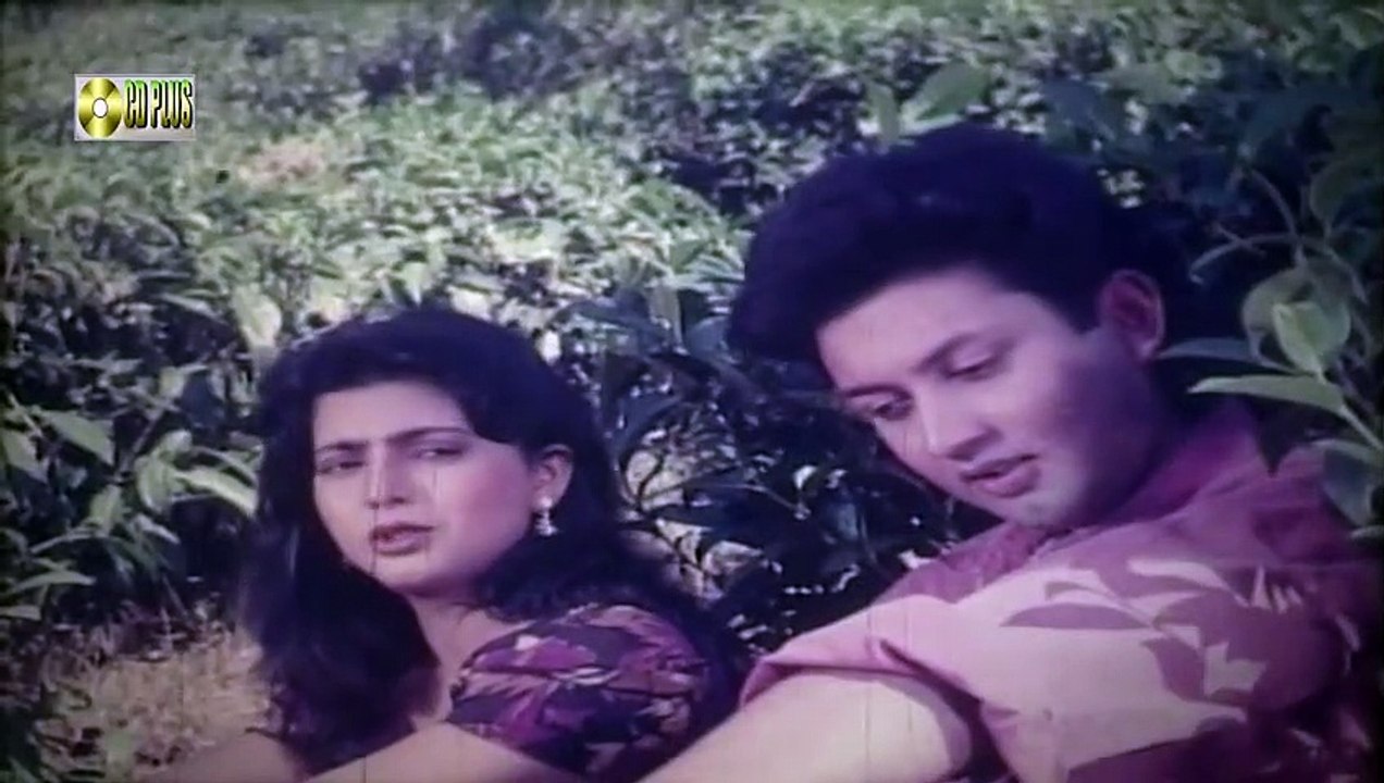 Amake Deko Na | Amin Khan | Shabnaz | Movie Scene | Jonom Jonom | Bangla Movie Clip