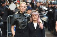 Sophie Turner révèle que Maisie Williams sera sa demoiselle d'honneur