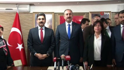 Adalet Bakanı Gül: 'İtirazlar neticesinde şu parti ya da bu parti değil, vatandaşın iradesi ne yöndeyse o tecelli etmektedir'