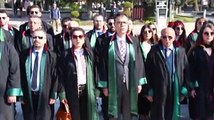 Bugün 5 Nisan Avukatlar Günü; Burdur'da Atatürk anıtına çelenk bırakıldı