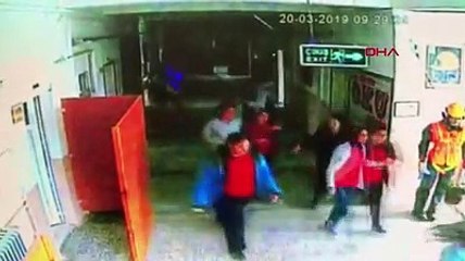 Denizli acipayam'daki depremin öğrencilerde yarattığı korku kamerada