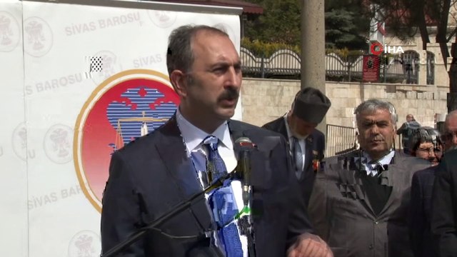 Adalet Bakanı Gül: 'Avukatları yargının kurucu unsuru olarak görüyorsak o zaman delil toplama hususunda da birtakım yetkileri vermemiz lazım. Bu konuda çalışmalarımızı yapıyoruz'