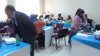 Kadınlar Mis Kokulu Sabun Yapıyor