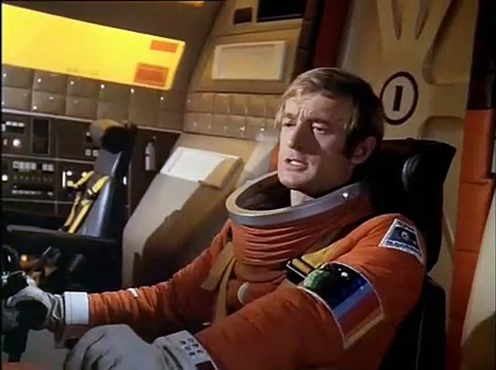 Space 1999 S01e24 - The Last Enemy