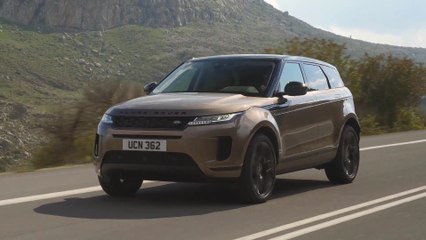 New Range Rover Evoque S derivative in Kaikoura Stone Driving Video