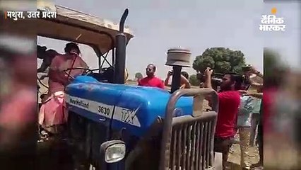 हेमा मालिनी ने खेत में की ट्रैक्टर की सवारी