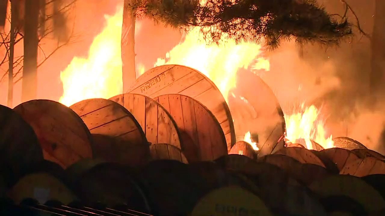 Südkorea ruft Notstand wegen riesigen Waldbrandes aus