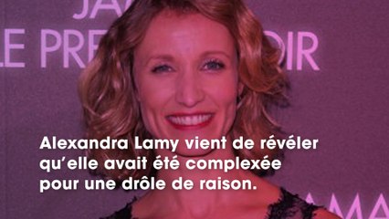 Alexandra Lamy se plaint d'avoir été une fille... "trop belle" durant son adolescence