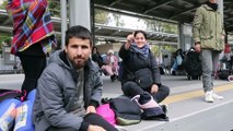 Yunanistan'da göçmenler Atina garında eylem yaptı - ATİNA