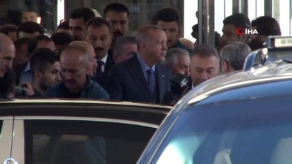 Cumhurbaşkanı Erdoğan, Eyüpsultan Belediyesini Ziyaret Etti