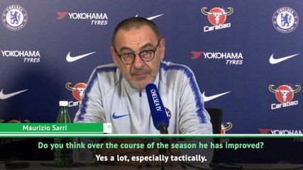 Video herunterladen: Loftus-Cheek has improved 'a lot' tactically - Sarri