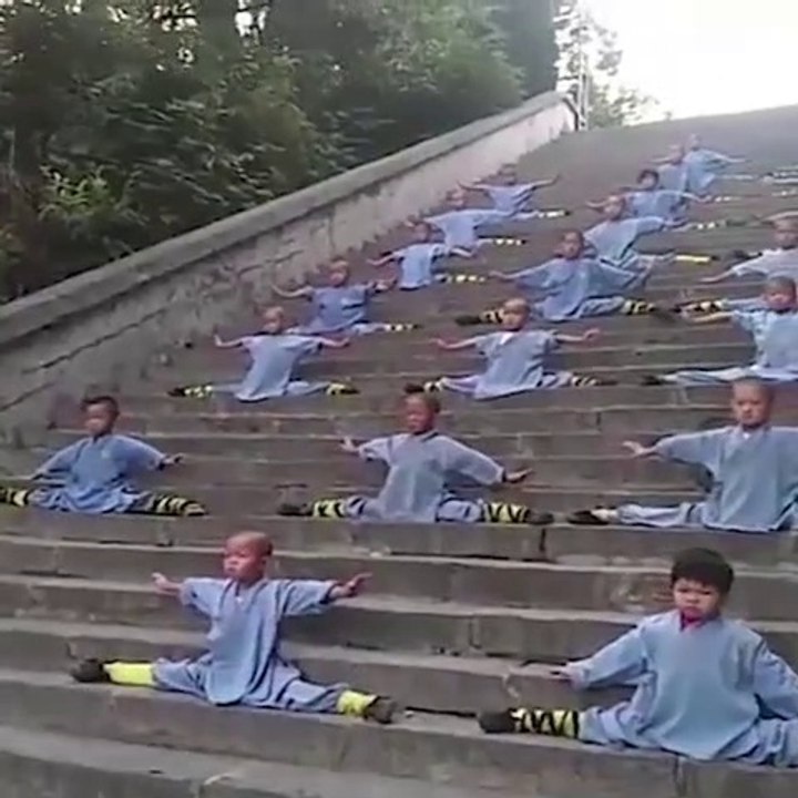 How is the preparation of Kung fu in the Shaolin Monastery of the Little Monks?
