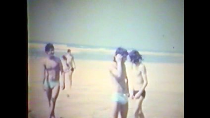 4 Garçons à la plage V2