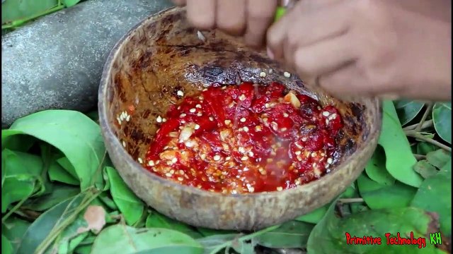 La Technologie Primitive - Manger de délicieuses - Superbe cuisine stingray sur un rocher