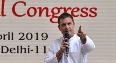 പരിക്കേറ്റ മാധ്യമപ്രവര്‍ത്തകനെ  ഫോണില്‍ വിളിച്ച് വിവരം തിരക്കി പ്രിയങ്ക