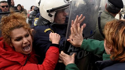 Revuelta de refugiados en la frontera griega