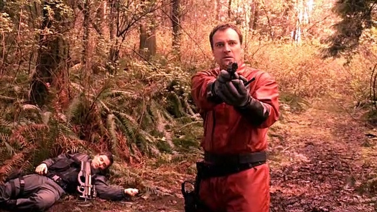 Stargate Atlantis S02E03 - Runner