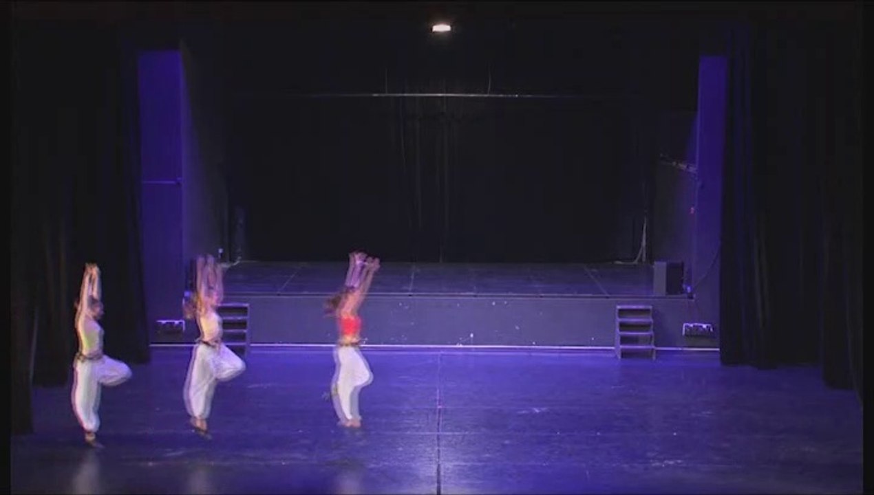 Gala 2016-2-09-Lean On