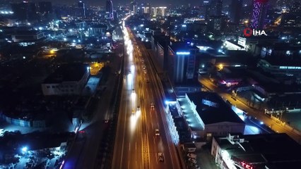 İstanbul Havalimanı'na giden araç konvoyu havadan görüntülendi