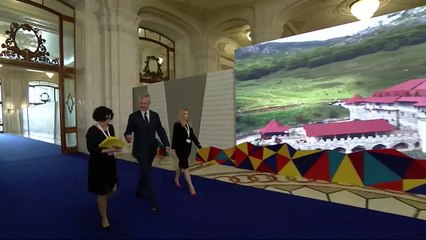 فرنسا مصممة على فرض ضريبة على عمالقة الانترنت رغم التحذيرات الأميركية