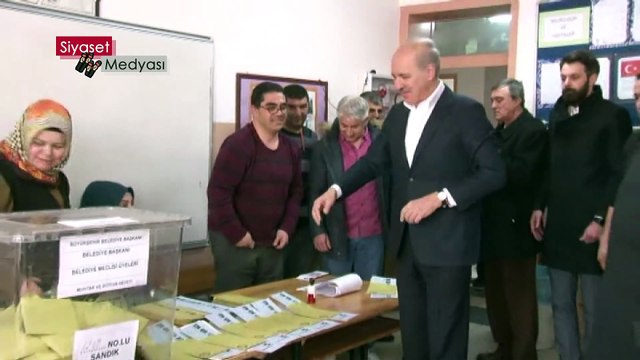 31 Mart 2019 İstanbul Numan Kurtulmuş Oy kullanma