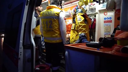 Pendik’te kontrolden çıkan araç bariyerlere çarptı