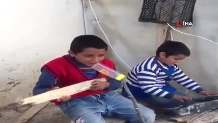 Miniklerin Yaptığı Müzik Sosyal Medyayı Salladı.