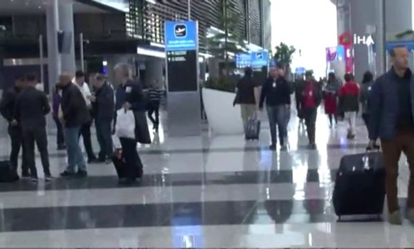 İstanbul Havalimanı'ndan İlk Tarifeli Uçak Ankara'ya Hareket Etti