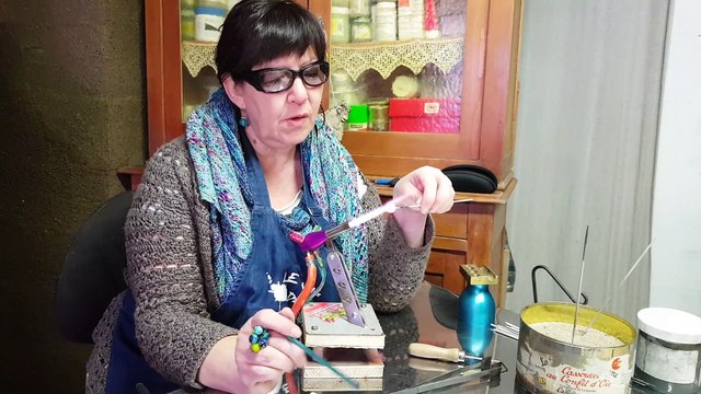 Liebsdorf : naissance d'une perle de verre au chalumeau