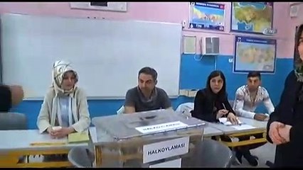 Hatipoğlu'ndan İmamoğlu'na tepki: Türkiye bir muz cumhuriyeti değil