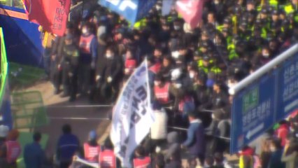 경찰 '민주노총 강경시위' 8명 추가 소환 통보 / YTN