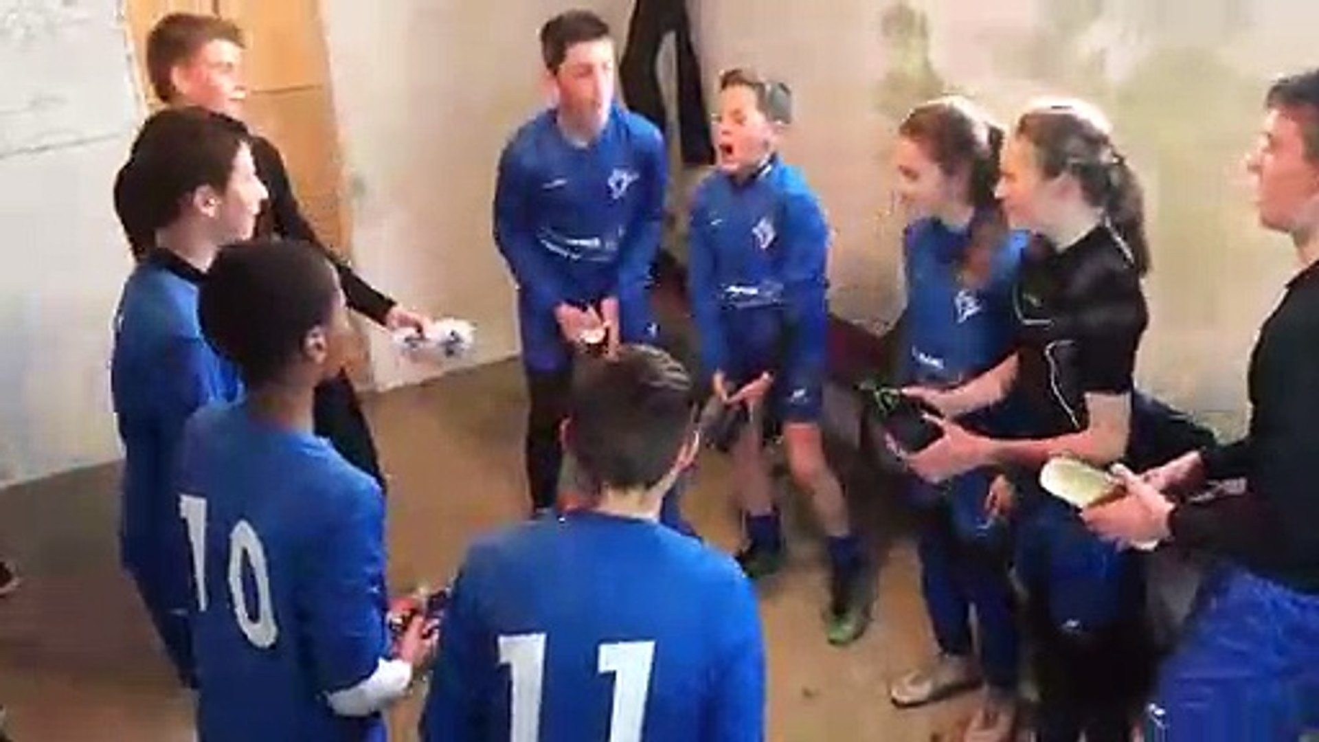 ⁣Football - Cerizay U13 victory song qualifies U13 France Cup final