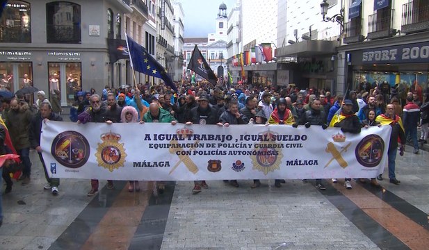 Policías y guardias civiles reivindican una equiparación salarial