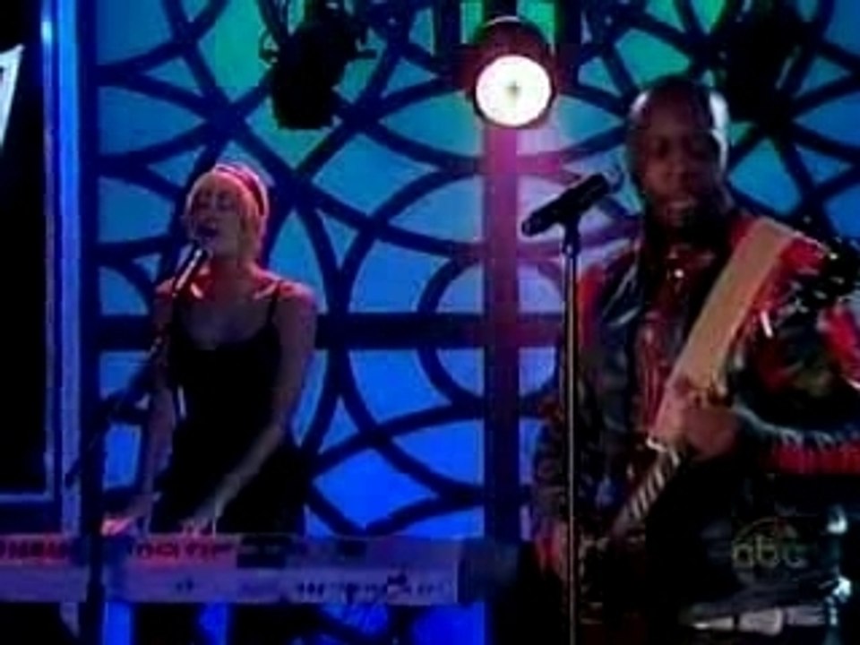 Wyclef Jean - Sweetest Girl (Live on Jimmy Kimmel )