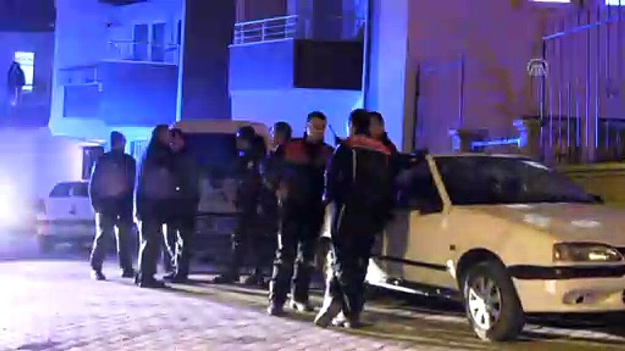 Anne ve babasını yaraladı kız kardeşini öldürdü - NİĞDE